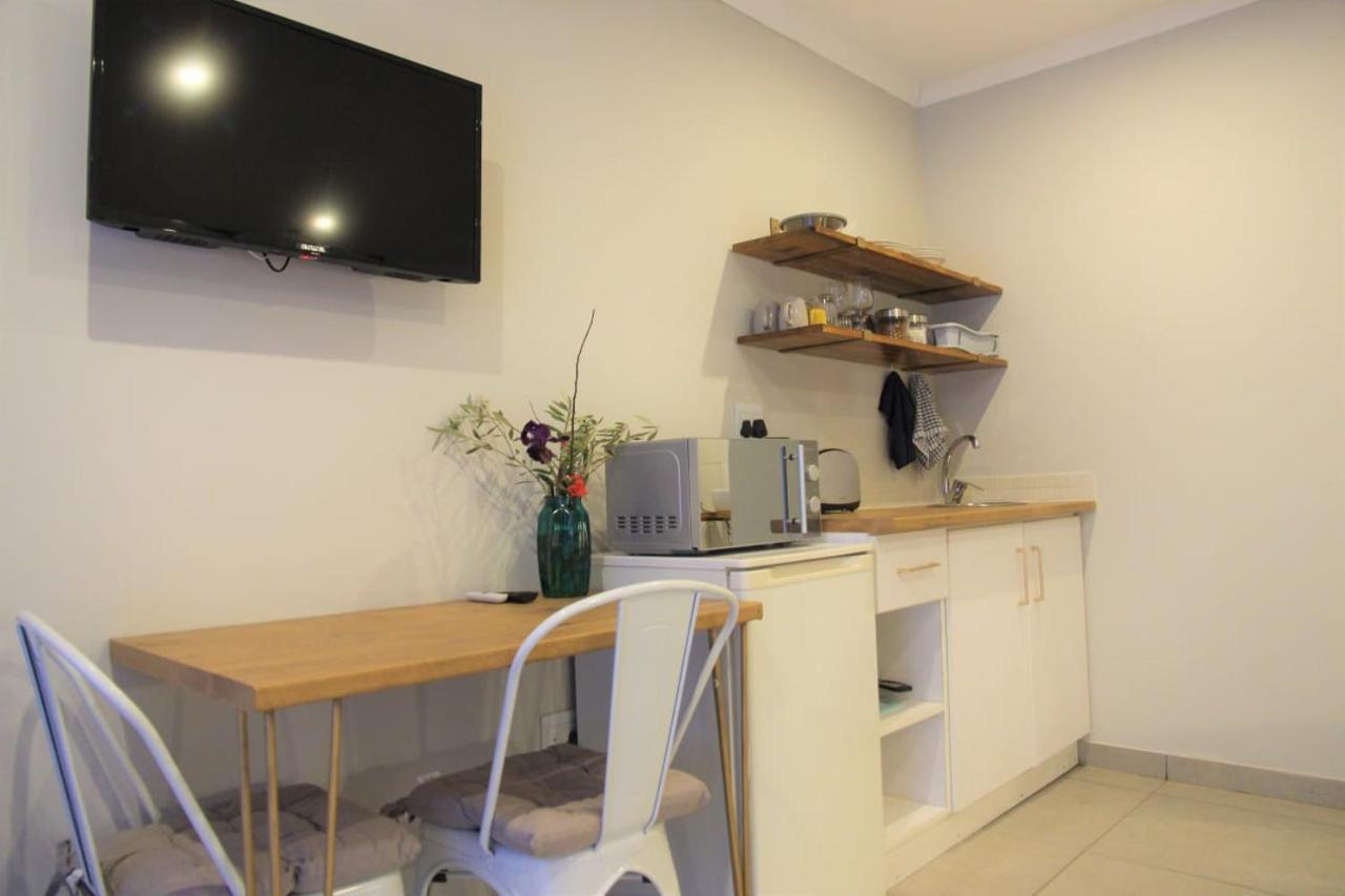 Nini'S Guest Units Hotel บลูมฟอนเทน ภายนอก รูปภาพ